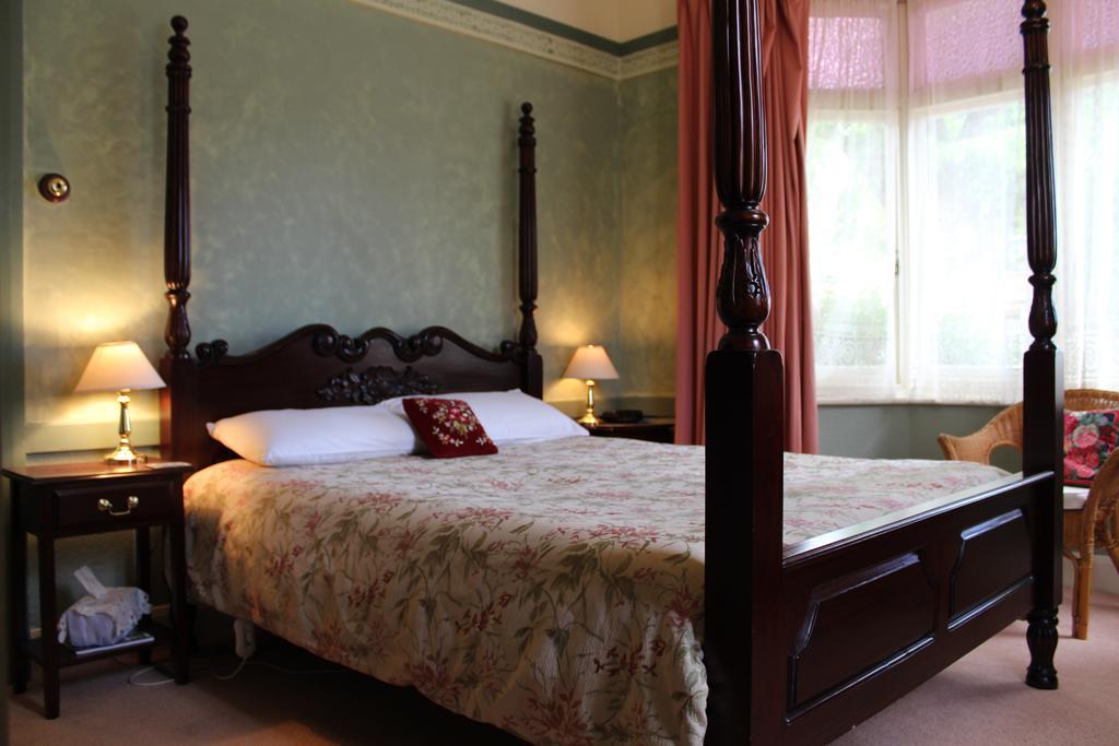ロス B＆B アコモデーション Bed & Breakfast 部屋 写真