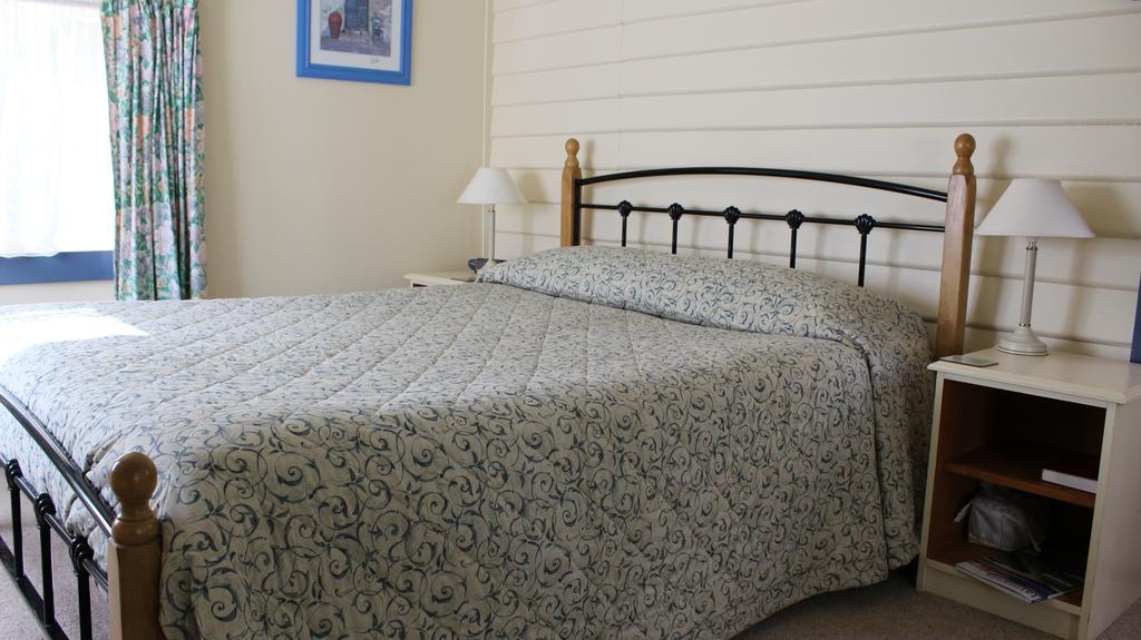 ロス B＆B アコモデーション Bed & Breakfast 部屋 写真